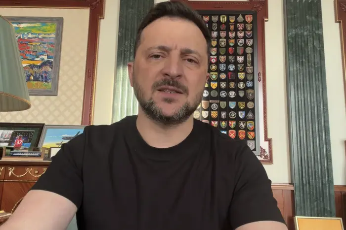 Зеленський розповів, чим окупанти атакували будинок у Дарницькому районі Києва