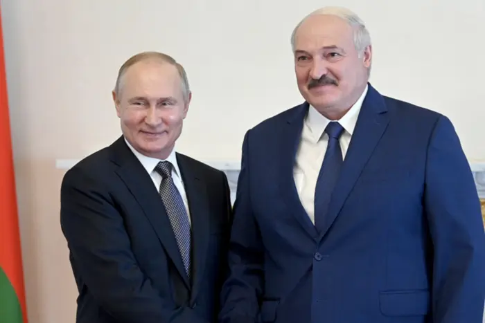 Росія переконує Лукашенка долучитись до операцій проти України та НАТО – Зеленський